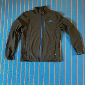 The North Face Jacket - Mens - Size Medium